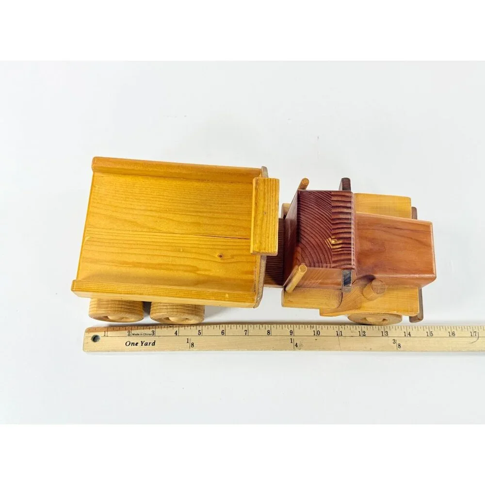 Pats Toys wooden truck